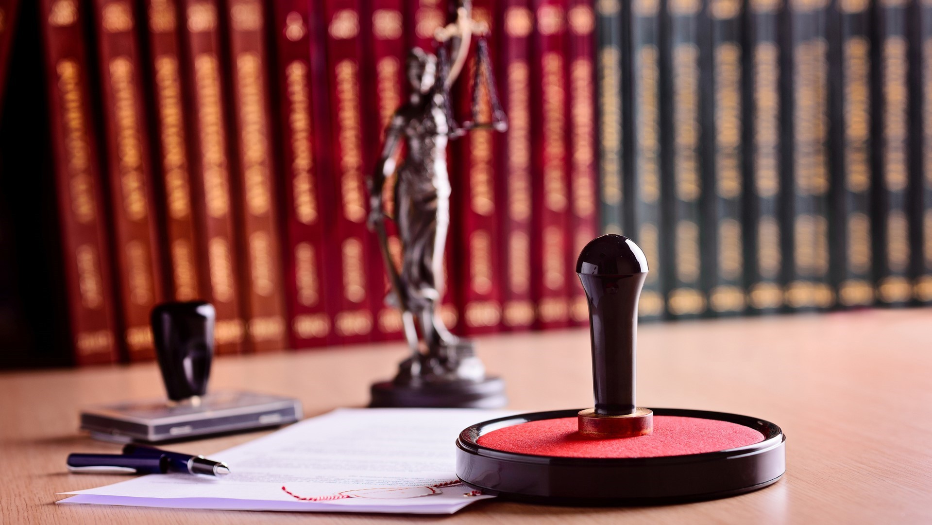 Reliable Notarial Services with Swiss Precision and Integrity